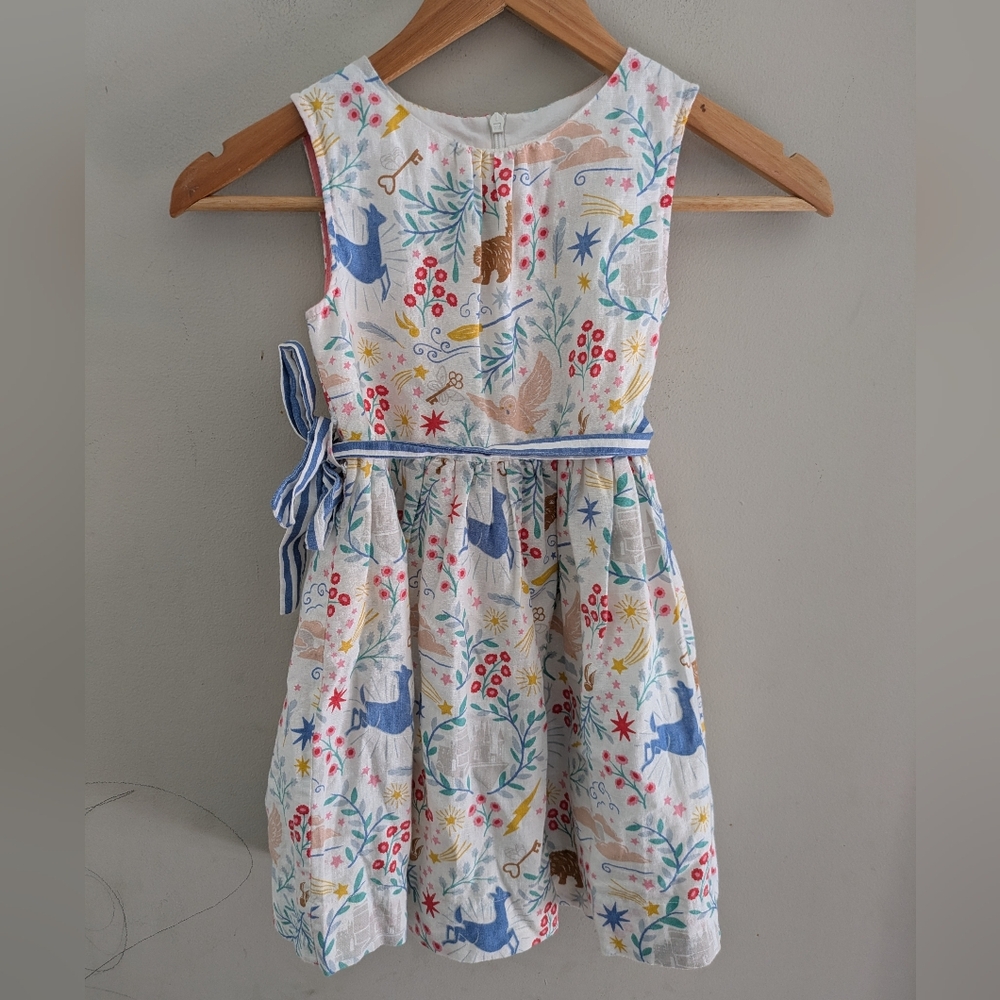 Mini Boden White Floral Harry Potter Dress Size 5/6